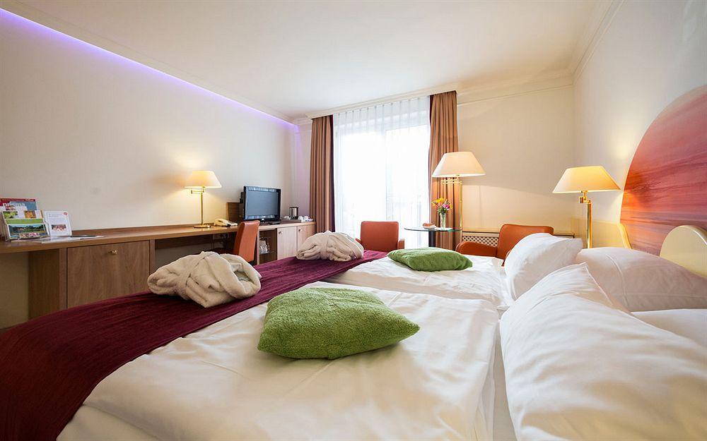 Hotel & Spa Sommerfeld - Adults Only Kremmen ภายนอก รูปภาพ