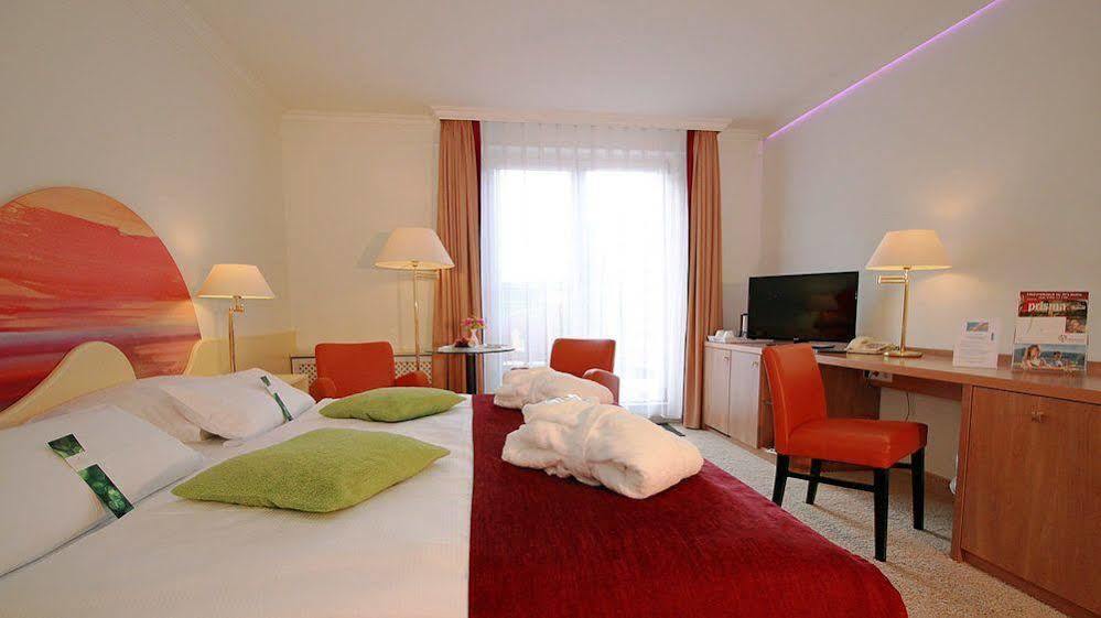 Hotel & Spa Sommerfeld - Adults Only Kremmen ภายนอก รูปภาพ